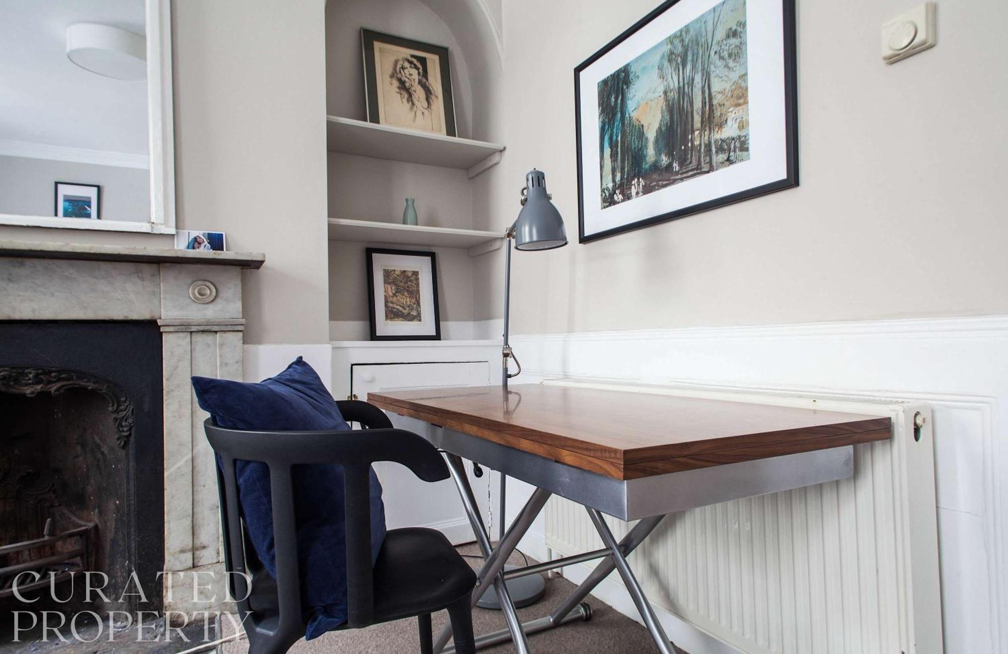 Traditional In Fitzrovia Near Oxford Street